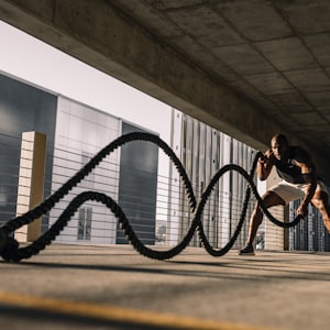 德国国家足球队白色球衣与雄鹰队徽